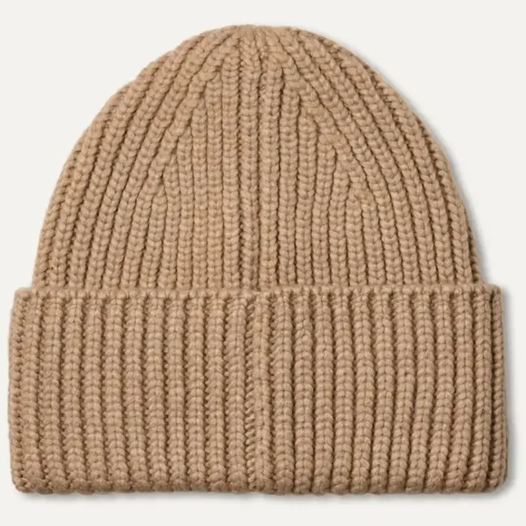 UGG Chunky Crafted Rib Beanie - joarbit.com